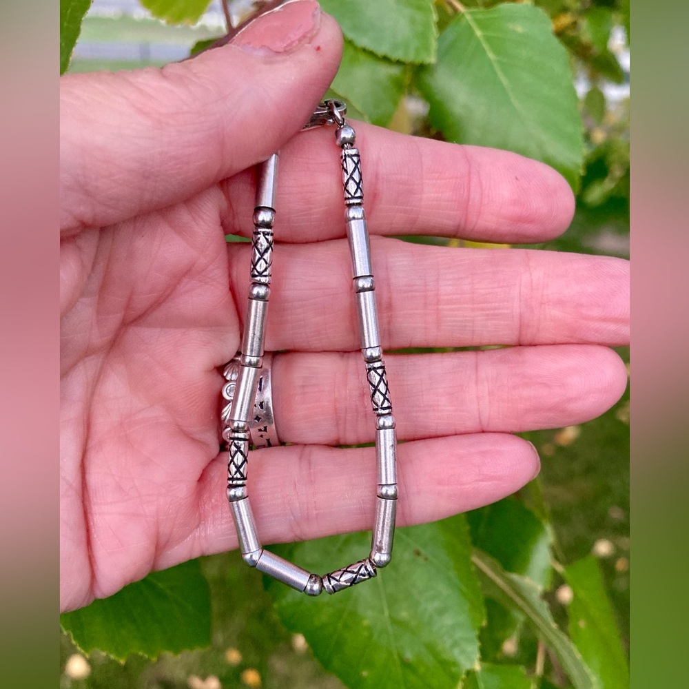 🍁Sterling Silver 7” tubular beaded bracelet.